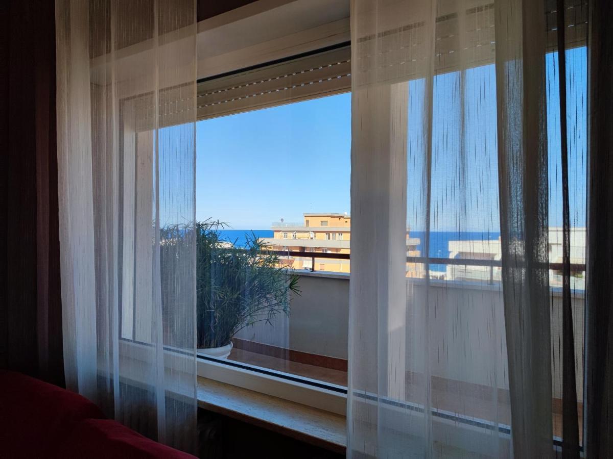 Isolaazzurra Apartment Monopoli Bagian luar foto
