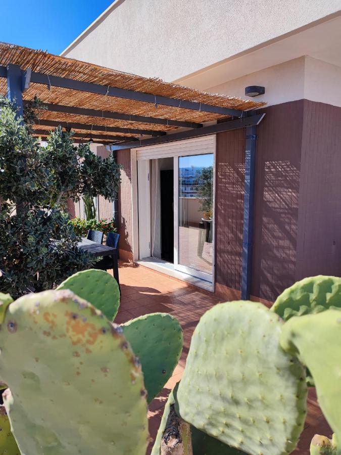 Isolaazzurra Apartment Monopoli Bagian luar foto